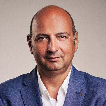 Konstantin Ishkhanov, Presidente delle <br>Serate Mozartiane 